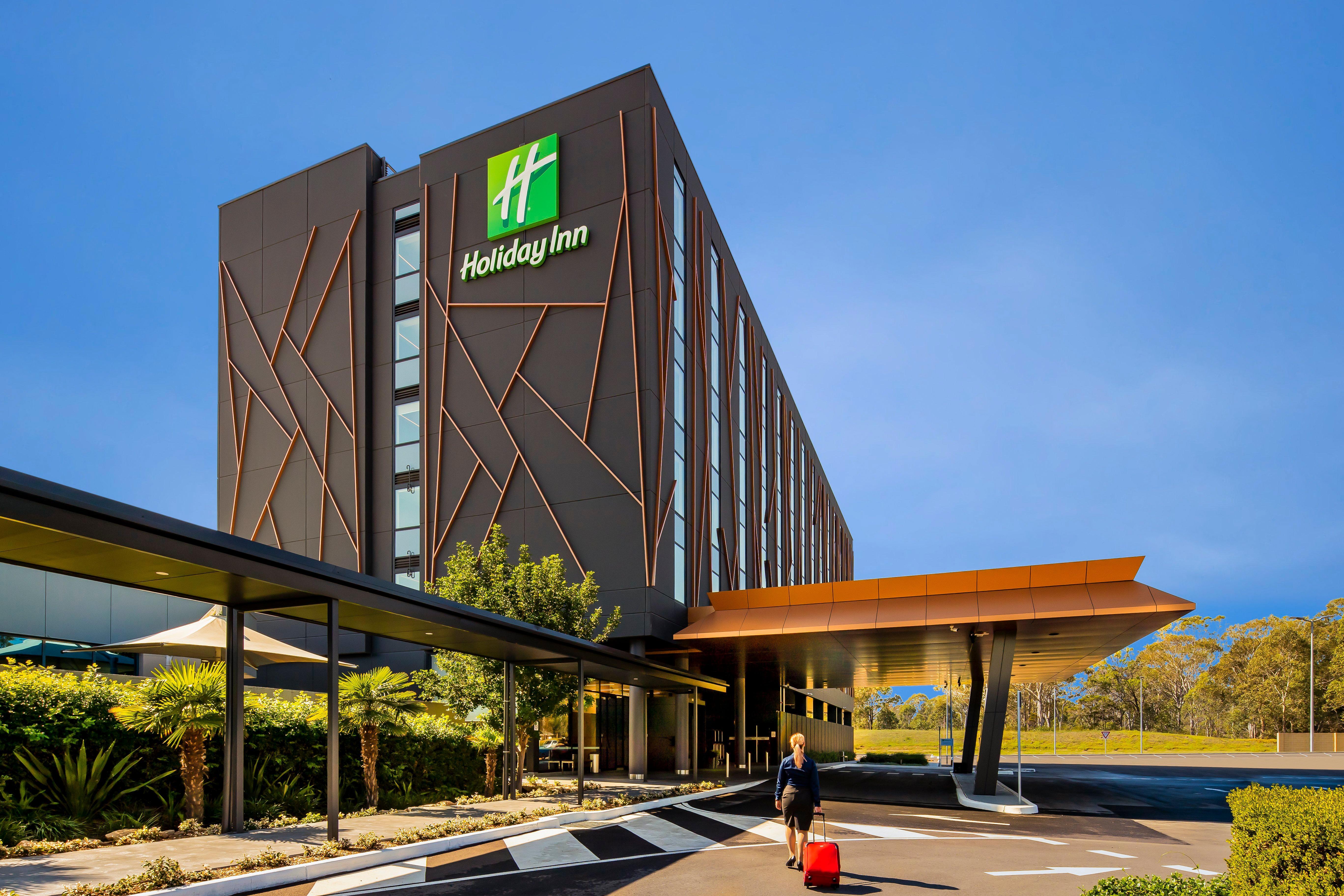 Holiday Inn Sydney St Marys By Ihg Exterior photo