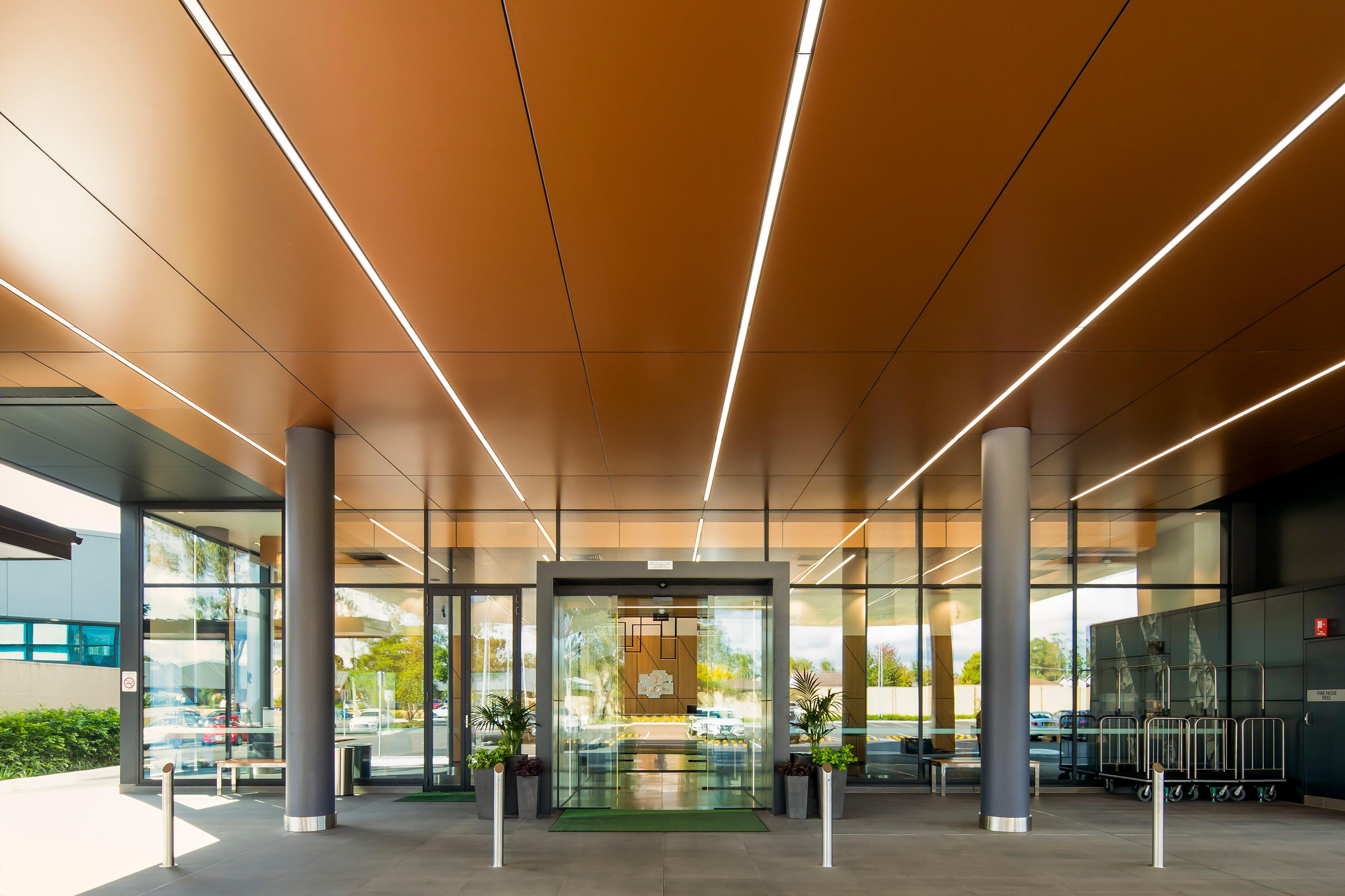 Holiday Inn Sydney St Marys By Ihg Exterior photo