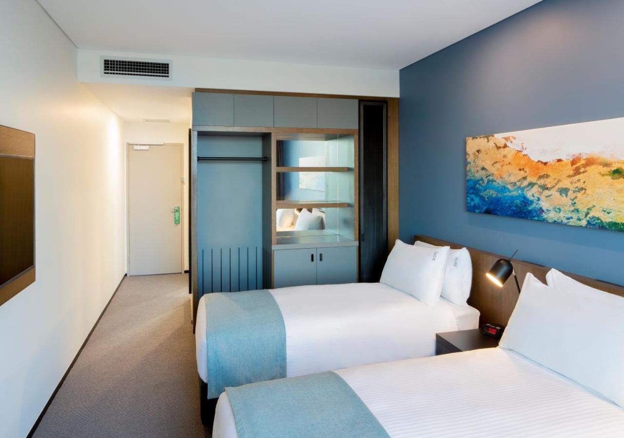 Holiday Inn Sydney St Marys By Ihg Exterior photo